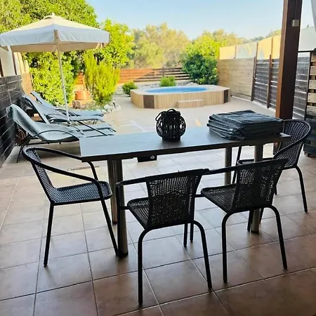 Apartman Emerald Dream *