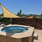 Emerald Dream Apartmán *